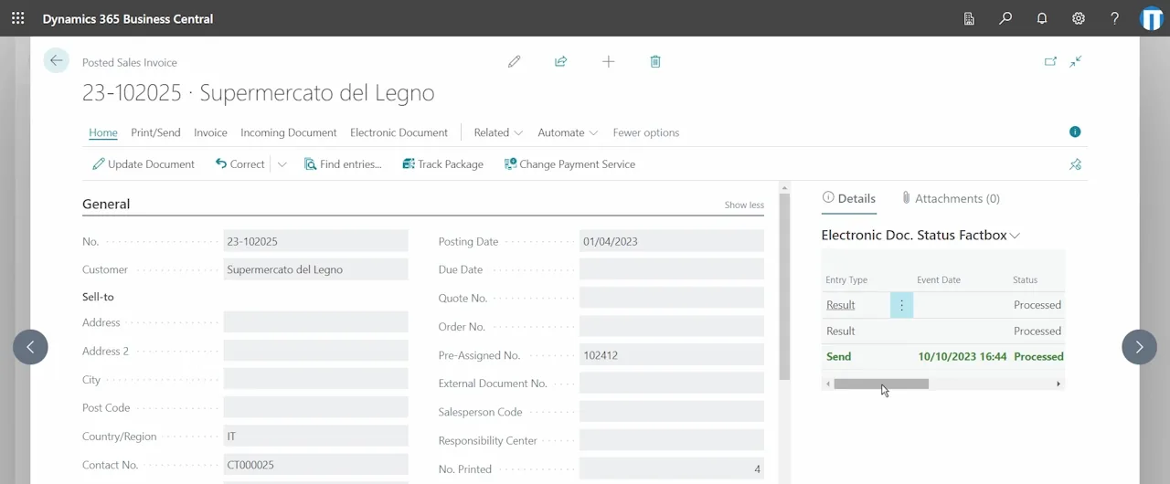 Fattura di vendita registrata in Business Central con il factbox dello stato del documento elettronico e gli eventi di invio ed esito